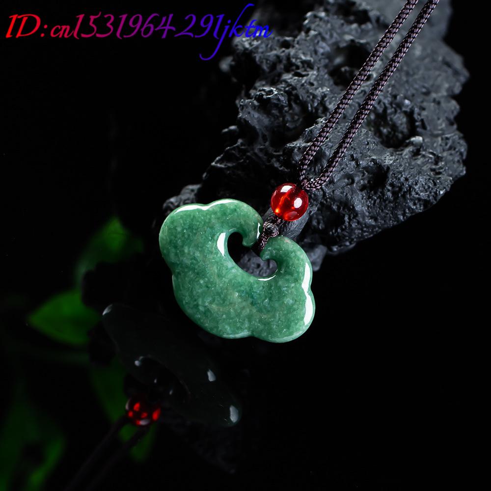 Natürliche Myanmar Jadeit Ruyi – Necklaces Bewertung und Preis